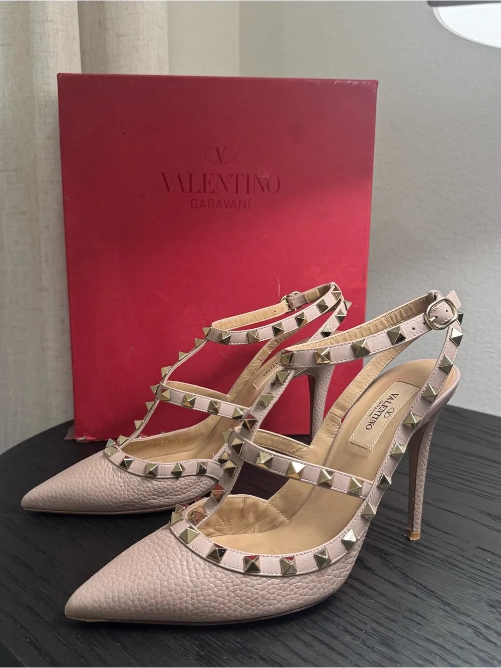 Valentino Garavani Rockstud Caged Pumps Leather Nude 39